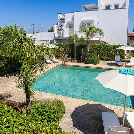 Viva - Due Piscine, Giardino E Mare Salentino! Apartment